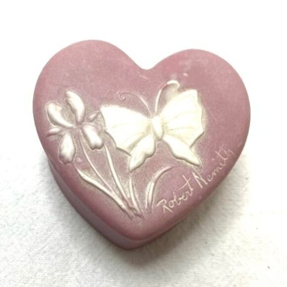 Vtg Robert Nemith Soapstone Heart Shaped Trinket Box Pink White Butterfly & Iris - Picture 1 of 8